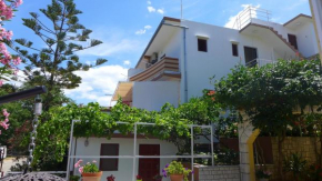  Guest House Kuzmanic  Хвар